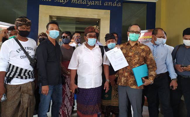breaking-news-awk-dilaporkan-lagi-ke-polda-bali-terkait-simbol-agama