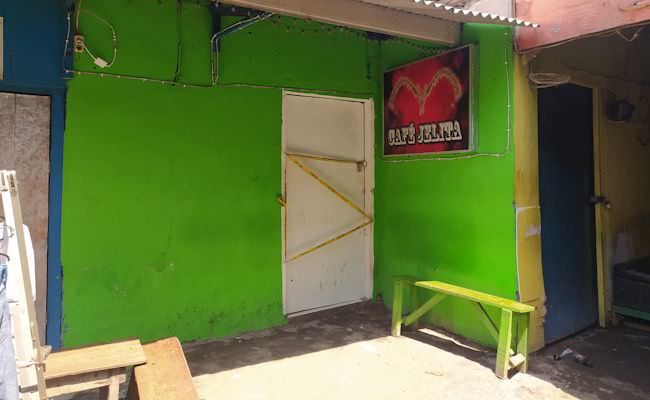 sempat-sekarat-usai-dibacok-celurit-di-kafe-jelita-gung-monjong-tewas