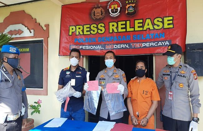 terungkap-bos-kafe-jelita-tebas-gung-monjong-saat-ada-polisi-di-tkp