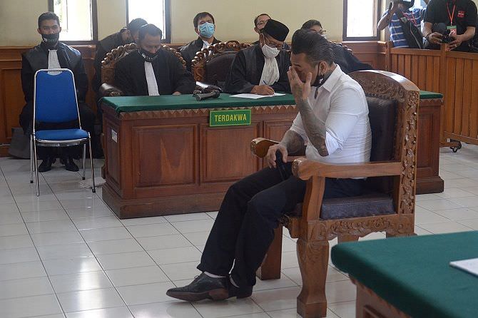 marah-dituntut-tinggi-ini-alasan-jpu-tuntut-jrx-sid-3-tahun-penjara