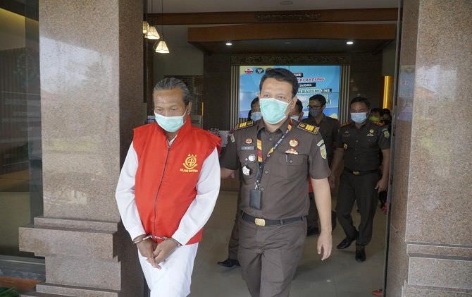 modus-eks-ketua-lpd-kekeran-tilap-duit-nasabah-bikin-kredit-fiktif