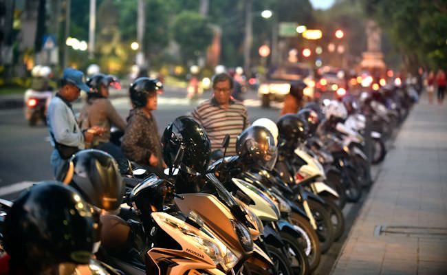 pendapatan-pd-parkir-minus-untuk-gaji-pegawai-pun-keteteran
