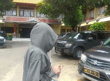 polisi-pemeras-minta-jatah-preman-bulanan-setelah-wikwik-cewek-open-bo