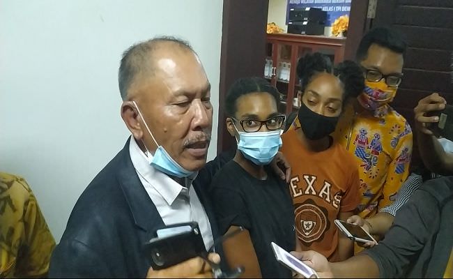 sebut-bali-ramah-bagi-lgbt-pasangan-lesbi-asal-amerika-ditangkap