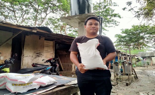 dulu-kerja-di-hotel-kini-rela-jadi-pemulung-demi-bisa-bertahan-hidup