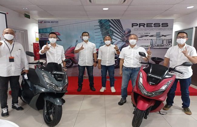 kenalkan-all-new-honda-pcx-160-untuk-pecinta-skutik-premium
