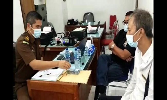 kepala-dpmpptsp-bongkar-fakta-staf-terima-duit-korupsi-bilang-begini
