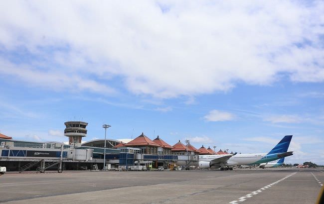 traffic-penerbangan-turun-jam-operasional-bandara-mulai-0700-2000