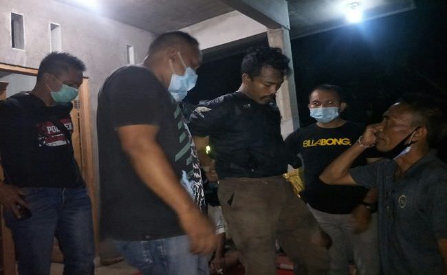 update-polisi-tangkap-pelaku-pembunuhan-suami-depan-istri-di-munduk