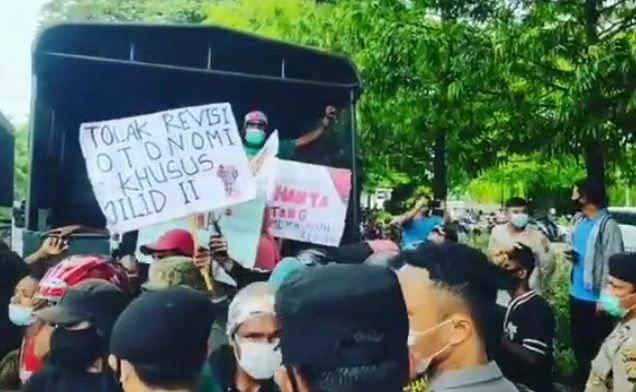 ini-tuntutan-mahasiswa-papua-di-bali-sebelum-ditangkapi-polisi