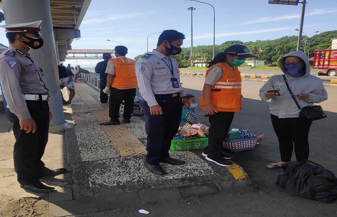 masih-temukan-penumpang-tanpa-suket-bebas-covid-19-di-padangbai