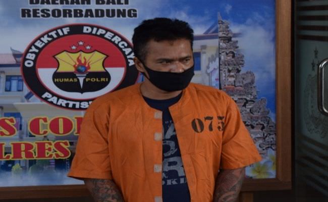 nama-tenar-usai-bunuh-polisi-dikenal-sebagai-preman-di-kampungnya