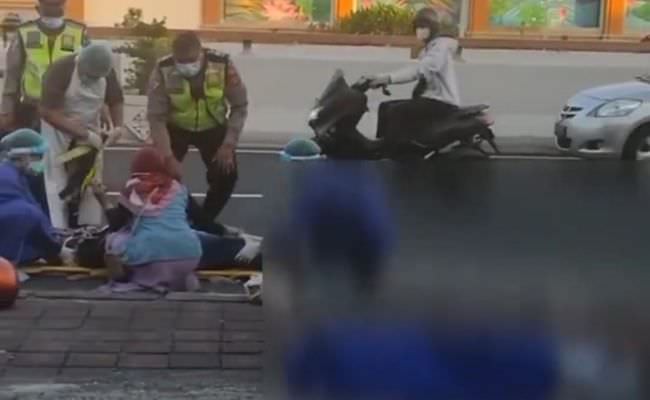 ditabrak-saat-pakai-masker-ibu-rumah-tangga-di-kuta-langsung-tewas