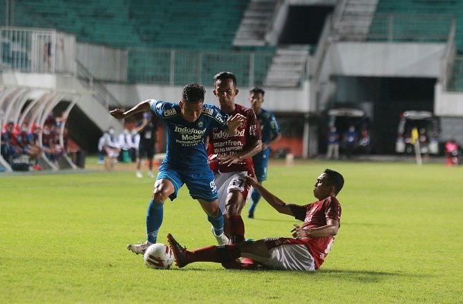 gaya-main-bali-united-mudah-dibaca-lawan-ini-catatan-suporter