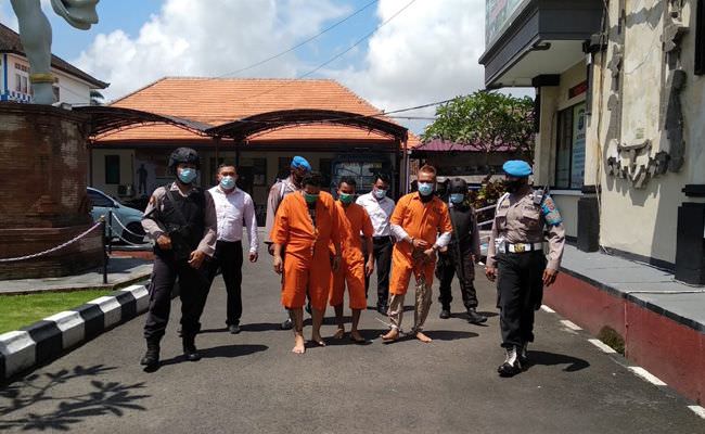 remaja-16-tahun-pakai-sabu-sabu-pengedar-ikut-ditangkap-dan-dirantai