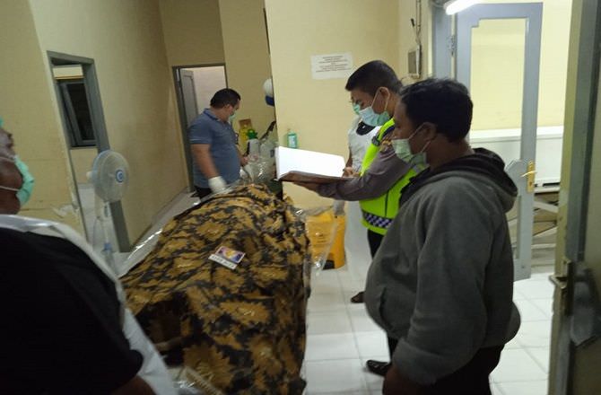 adu-jangkrik-kepala-pecah-warga-abiansemal-tewas-bersimbah-darah