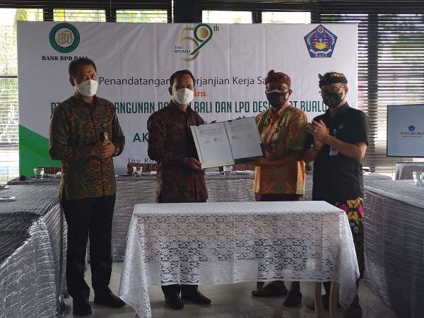 bank-bpd-bali-lpd-adat-bualu-akuisisi-merchant