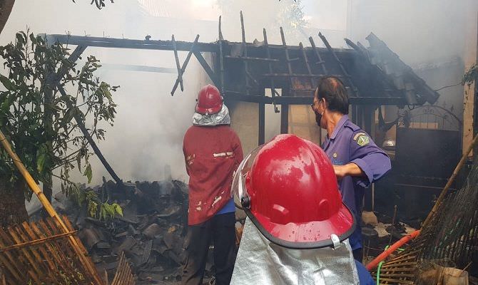 mimih-bara-api-babi-guling-picu-dapur-warga-tabanan-ludes-terbakar