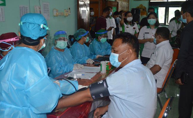 target-zona-hijau-vaksinasi-masal-di-nusa-penida-mulai-digas-5-mei
