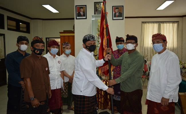 terima-sk-esi-bali-resmi-jadi-cabang-olahraga-baru-di-koni-bali