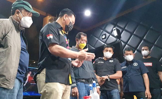 cari-narkoba-bnn-bali-obok-obok-club-malam-di-kuta