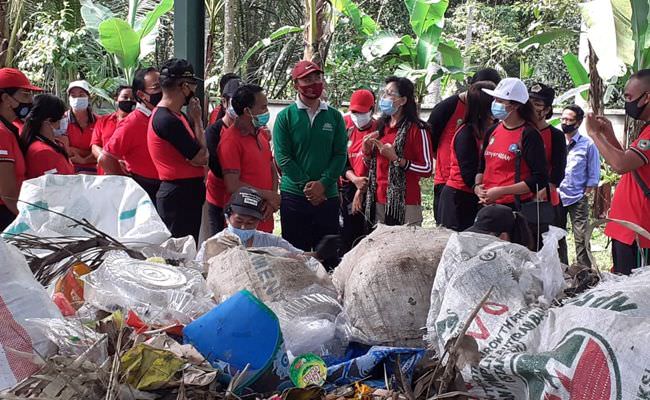 punya-ratusan-bank-sampah-ratusan-ton-sampah-di-gianyar-gagal-ke-tpa