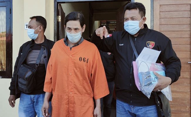 tak-tahu-diri-nganggur-dikasih-kerjaan-di-hotel-malah-curi-hp-owner