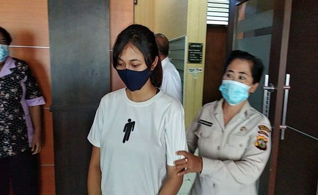 wanita-cantik-ini-tega-buang-bayi-karena-malu-hamil-di-luar-nikah