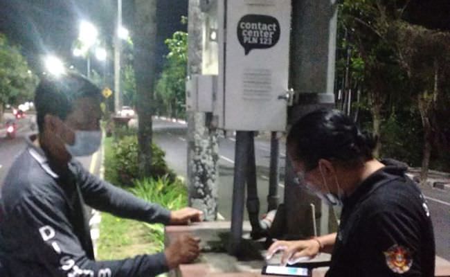 bupati-giri-prasta-lawan-gubernur-koster-ogah-padamkan-lampu-jalan
