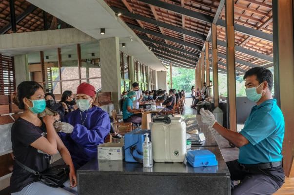 karyawan-pt-natura-pesona-mandiri-vaksinasi-ke-2
