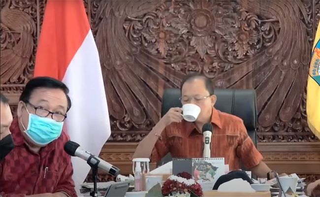 semangati-bendesa-hingga-perbekel-koster-kalau-lemas-minum-arak
