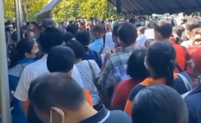 tak-punya-sertifikat-vaksin-warga-di-bali-diusir-dari-rumah-sendiri