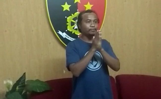 umpat-warga-dengan-kata-kasar-dan-rasis-pria-di-kuta-dibekuk-polisi