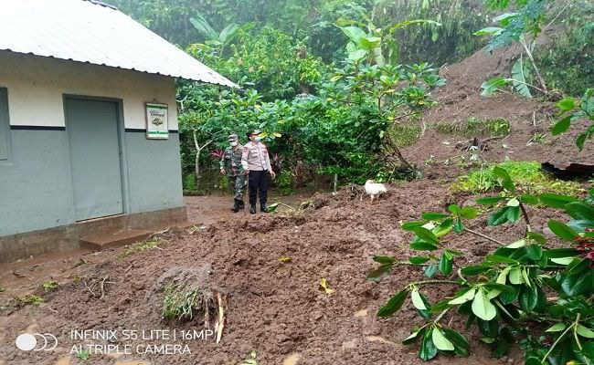 ada-11-ancaman-bencana-di-karangasem-bpbd-imbau-masyarakat-waspada