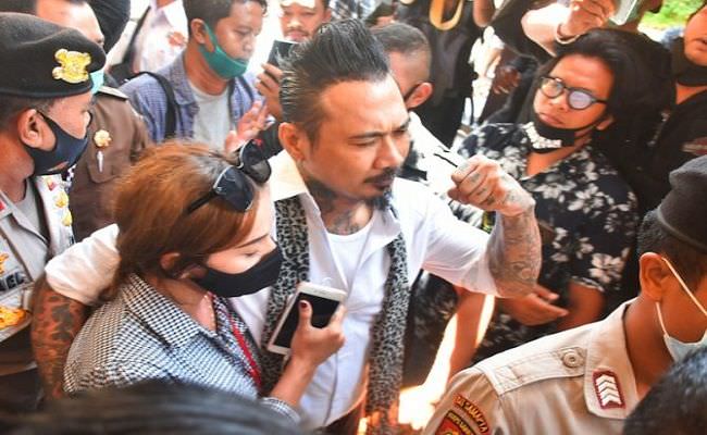 breaking-news-polda-metro-jaya-tetapkan-jrx-sid-sebagai-tersangka