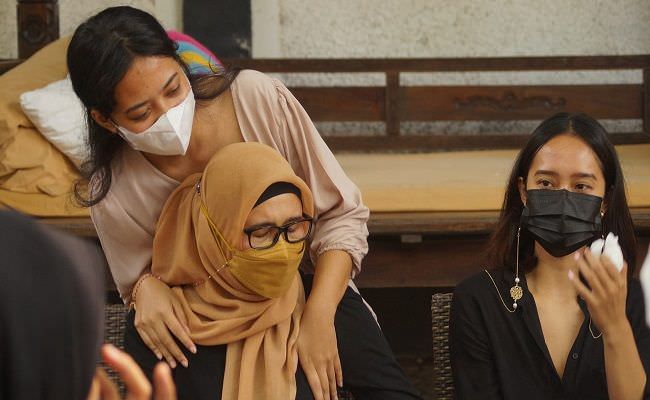 keluarga-zainal-tayeb-pasang-badan-minta-penangguhan-penahanan
