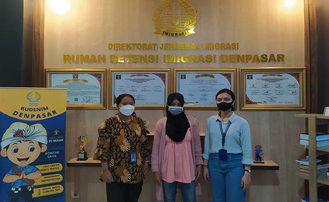 tinggal-10-tahun-secara-ilegal-wanita-asal-malaysia-dideportasi