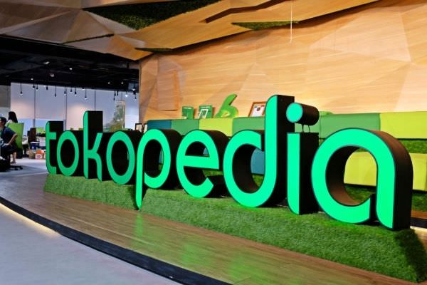 tokopedia-e-commerce-paling-populer-di-konsumen-digital-indonesia