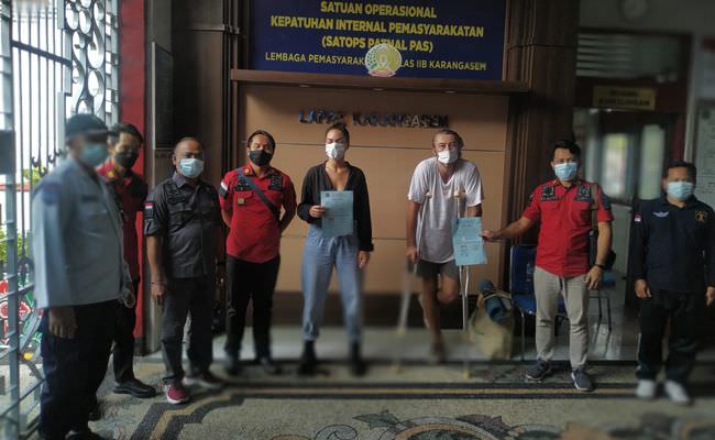 palsukan-surat-rapid-tes-wna-ukraina-dan-rusia-dideportasi-dari-bali