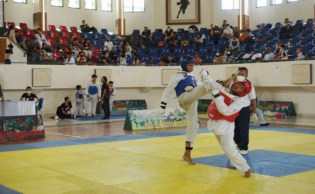 tangguh-tim-dinasty-tni-al-denpasar-kawinkan-2-gelar-juara-sekaligus