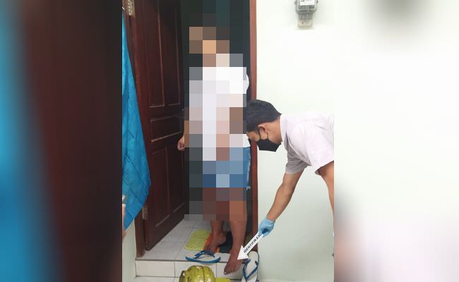 geger-karyawati-laundry-gantung-diri-di-depan-pintu-kamar-kos