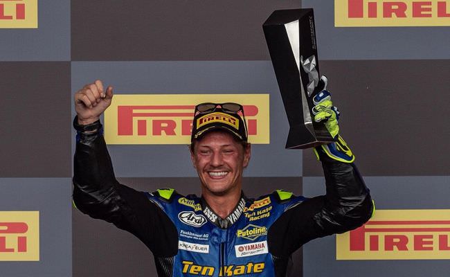 ternyata-trophy-balap-motor-wsbk-di-mandalika-dibuat-di-gianyar-bali