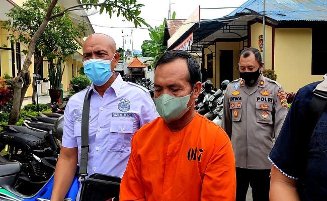 tipu-warga-dengan-ngaku-jadi-juru-hipnotis-warga-busungbiu-ditangkap