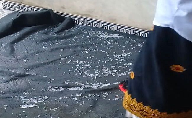 lagi-fenomena-hujan-es-terjadi-di-kintamani