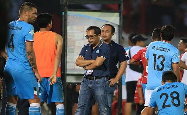 pelatih-persebaya-surabaya-pssi-harusnya-tepati-janji