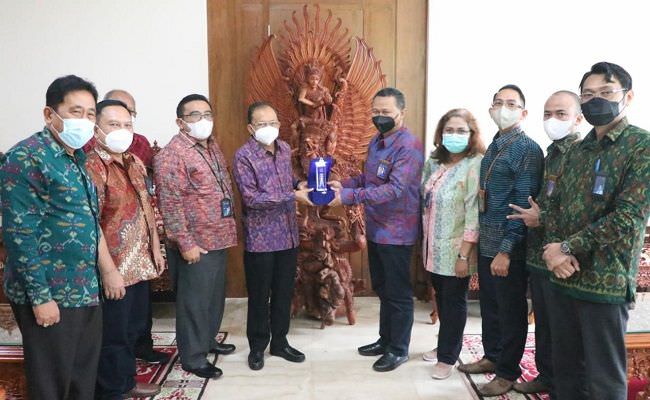 percepat-proyek-strategis-nasional-pln-audiensi-ke-gubernur-bali