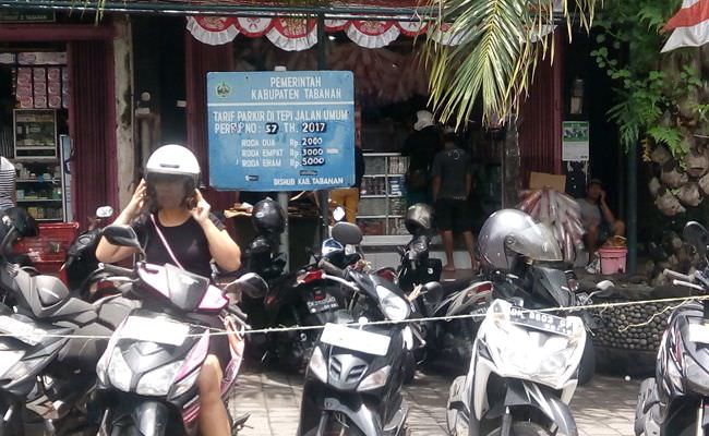 ajaib-tarif-parkir-di-tabanan-naik-100-persen-tapi-pendapatan-tetap