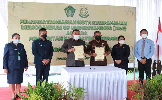 pemkab-dan-kejari-jembranateken-mou-penanganan-hukum-perdata-dan-tun