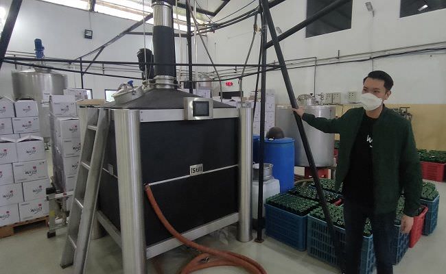 perusahaan-mikol-didorong-bisa-serap-arak-bali-produksi-perajin-lokal