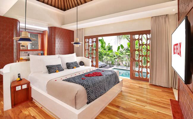 asvara-villa-tawarkan-private-pool-dengan-outdoor-jacuzzi-romantis
